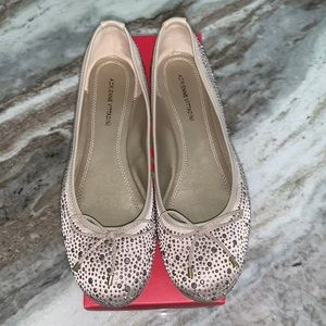 EUC Adrienne Vittadini satin gemstone loafer, size 8.5.